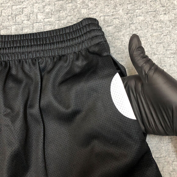 Cleveland Browns Shorts Mens Large Black White Mitchell & Ness NFL Football New - Picture 5 of 13